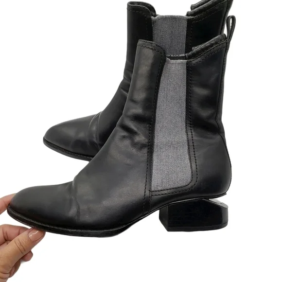 Alexander Wang アレキサンダーワン ブーツAnouck Boots Alexander Wang Anouck Chelsea Classic Boots Size 37.5